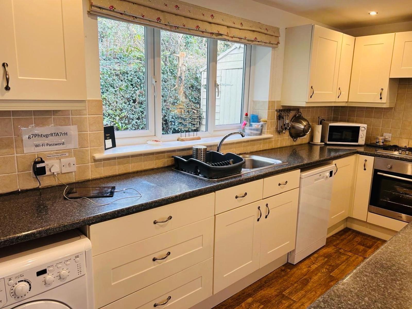 Y Bwthyn Apartment Bangor  Exterior photo