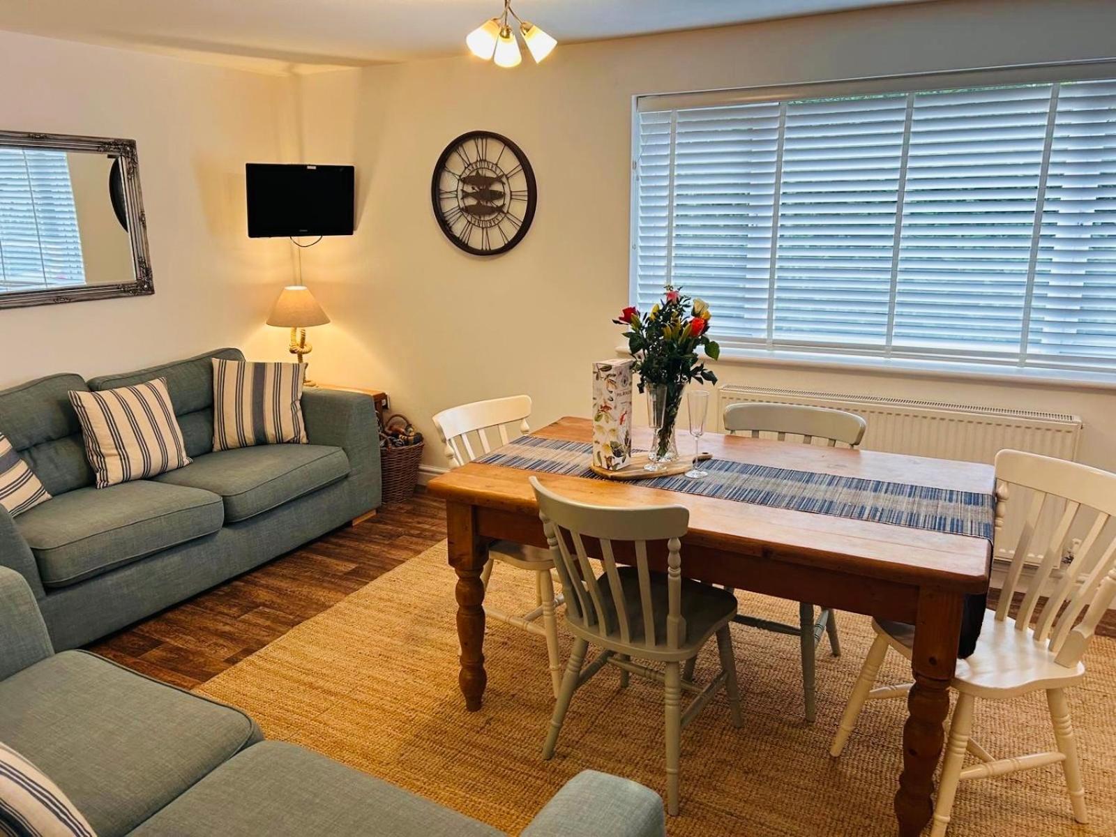 Y Bwthyn Apartment Bangor  Exterior photo