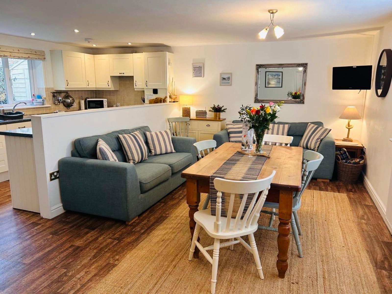 Y Bwthyn Apartment Bangor  Exterior photo